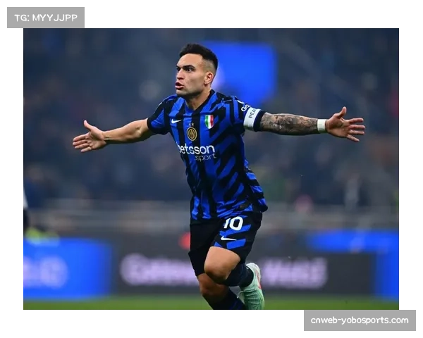 国米抵达马德里，劳塔罗出席赛前新闻发布会